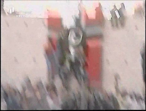 2011 WRC Portugal Ostberg Accident Roue Spectateurs