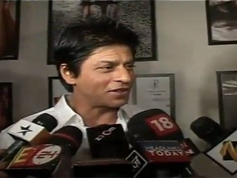 Sharukh Khan At Dabbu Ratnani's Calendar Launch