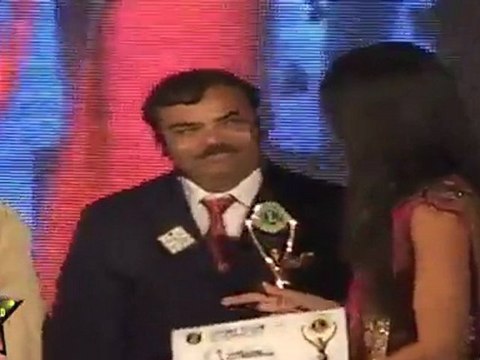 Very Hot Katrina Kaif At 17th Lions Club Gold Awards 2011