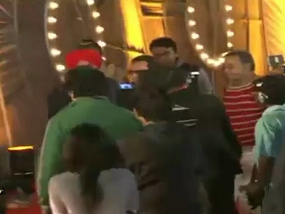 Rani,Arbaz,Dharamendra At Apsara Awards 2011