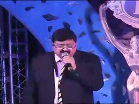 Priynka's Father Sings At 17th Lions Club Gold Awards 2011