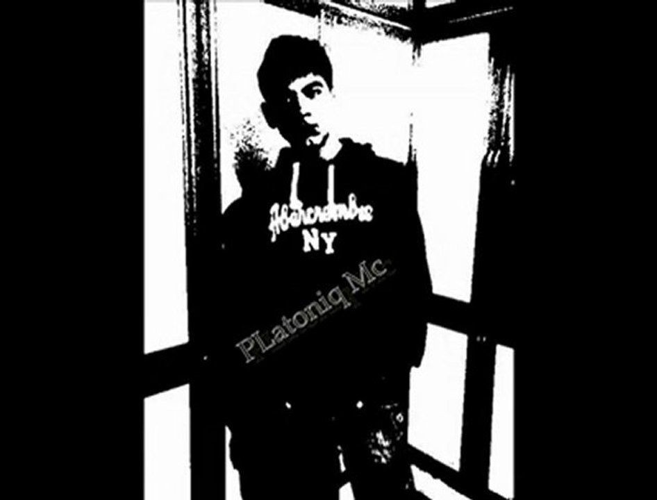 Kendi Videoların- pLatoniq mc 2011 herşey aynı [HQ]