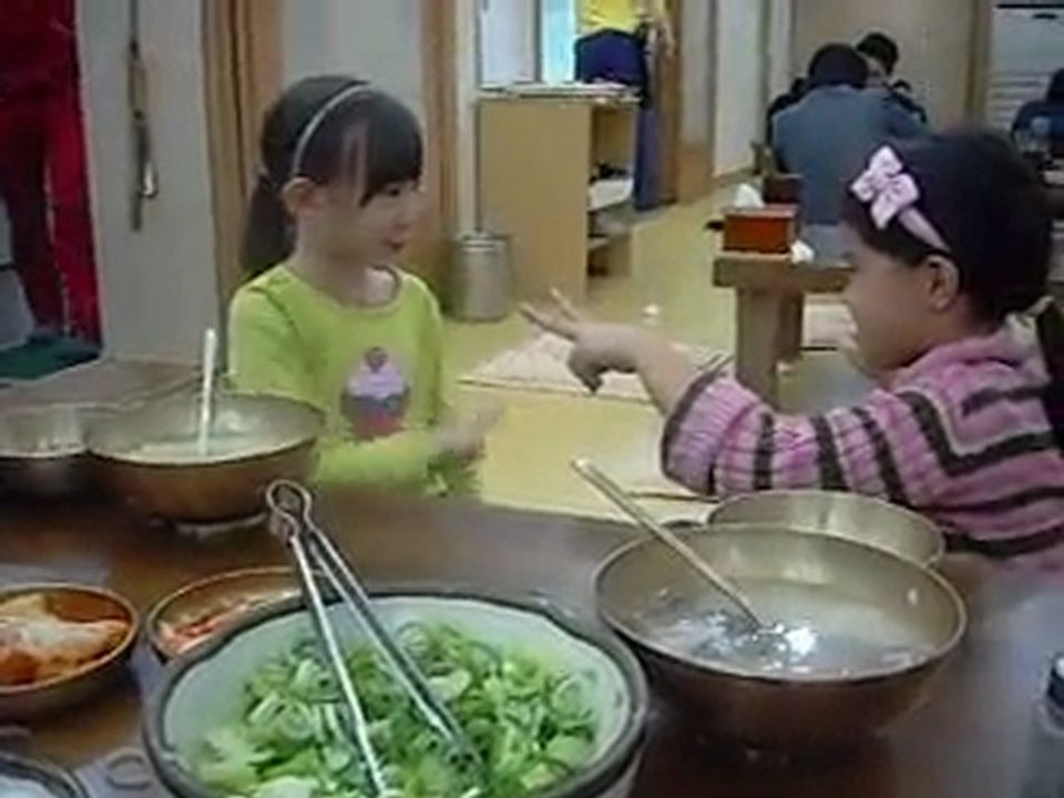 Charlotte, Coré du Sud,  avec Ella