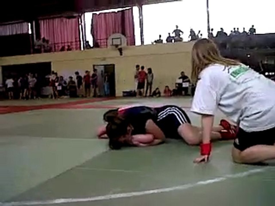 marine girot lutte unss