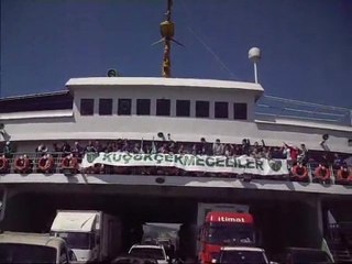 Yemin ettik gelecek güzel günler feribottayız