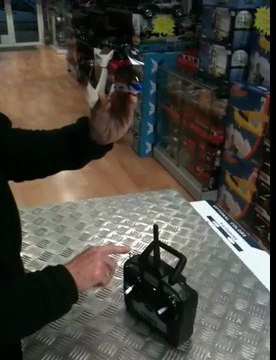 Tutoriel : Procédure d'arrêt d'urgence du moteur du Blade mCP X d'EFlite par Millenium Modélisme