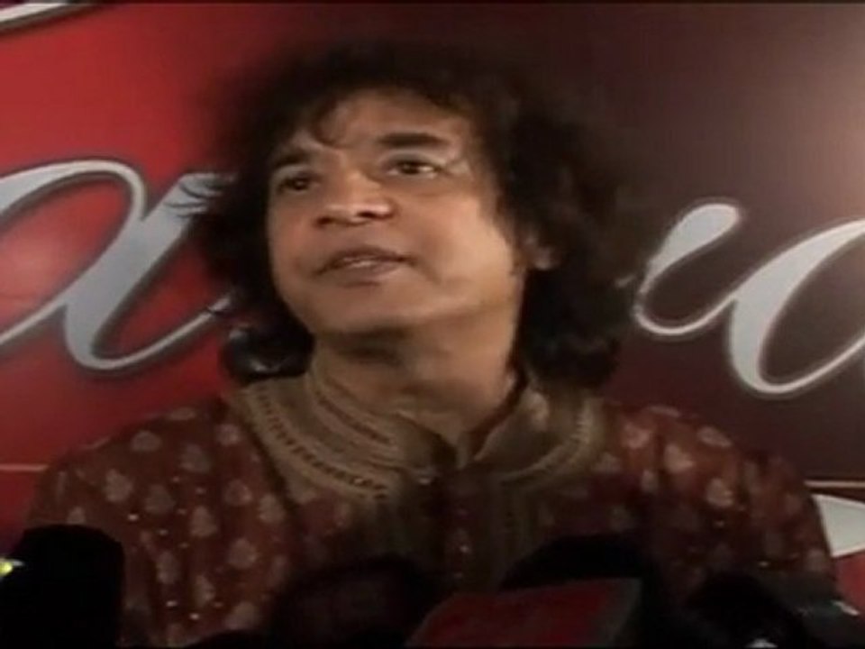 Zaakir Hussain Speaks About Shila ki Jawani & M...
