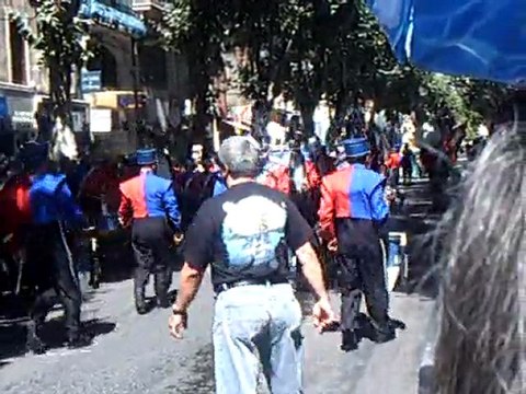 FETE DES LAVANDES DIGNES LES BAINS MOIS DE JUILLET