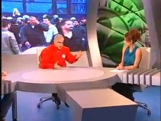 O Mitsikostas kanei farsa stin Efi Thodi