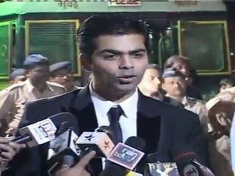 Karan Johar Says 'Not Salman Khan I Prefer Shahrukh Khan' At 56th Filmfare Awards Night 2011