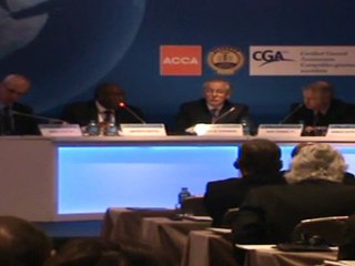 (13) 21 Mart 2011 de TÜRMOB - IFAC (Uluslararası Muhasebe Fedarasyonu) İşbirliği ile IFAC Küçük ve Orta Ölçekli Pratices Forum 2011' de Grand Hyatt ta Buluştular.