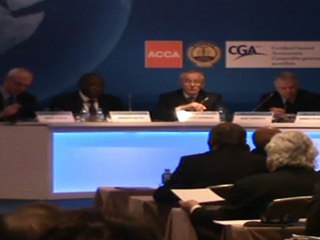 (14) 21 Mart 2011 de TÜRMOB - IFAC (Uluslararası Muhasebe Fedarasyonu) İşbirliği ile IFAC Küçük ve Orta Ölçekli Pratices Forum 2011' de Grand Hyatt ta Buluştular.