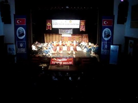 YEŞİL OLUR SANDIKLININ BİBERİ