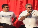 Vijay Mallya Praises The Salman Khan At Calendar launch