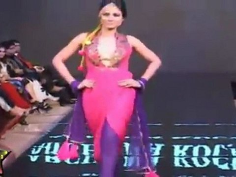 Sexy Models In Sexy Indian Outfits At Cyclothon Fashion Week