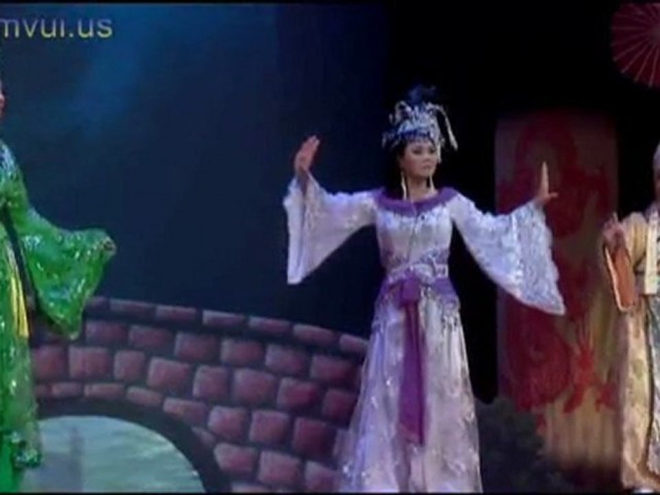 Liveshow_Ngoc.Huyen dvd 1_2_clip0