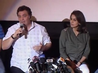 Neetu And Rishi Kapoor Argue Over Mother India - Bollywood News