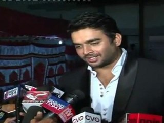 R. Madhwan & Kangna Ranaut At 'Chak De Dhoom' Dance Show