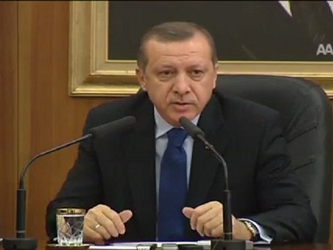 BAŞBAKAN ŞAŞIRDI KALDI