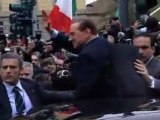 Berlusconi - L'uscita dal Palazzo di Giustizia