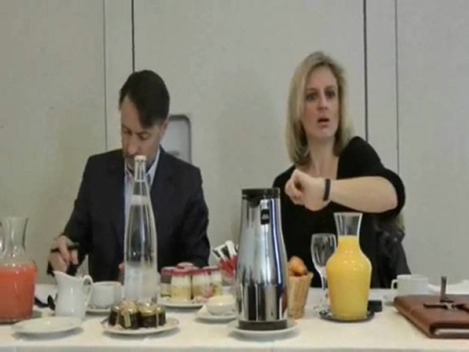 Valérie Rosso-Debord, député UMP : Aide à l’autonomie, que nous disent les assureurs ?