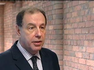 Bulger's mother calls for fresh investigation