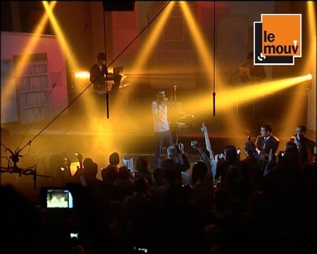 Le Mouv' - Alors on danse par Stromae