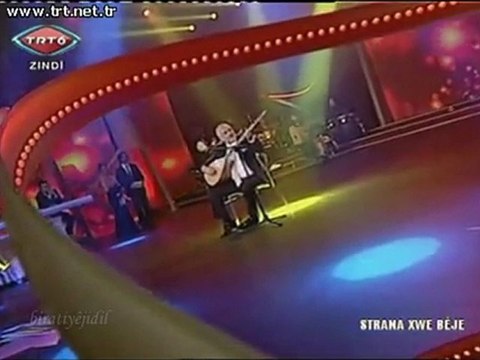 Onur Akın Seviyorum seni - İstanbul Strana Xwe Bêje-4