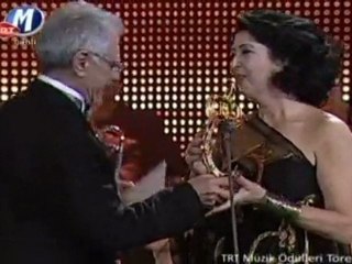 Yılın TSM Kadın Sanatçısı (Melihat Gülses)