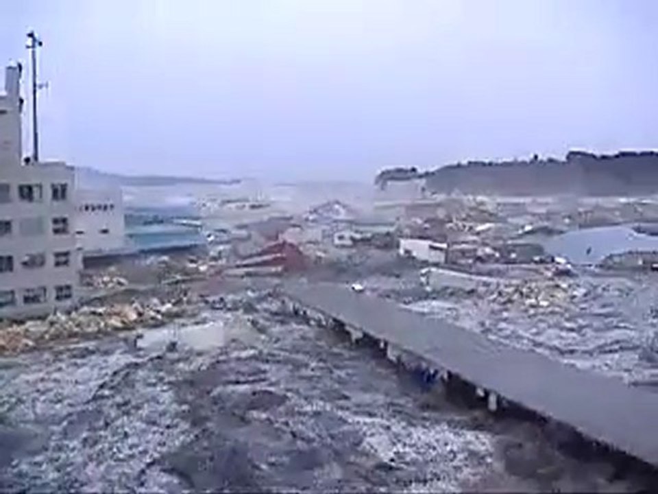 nouvelle video choc du tsunami au japon