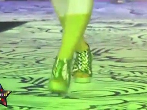 Hot Babes Shows Her Sexy Navel At Navinya Fusion Collection Fashion Show