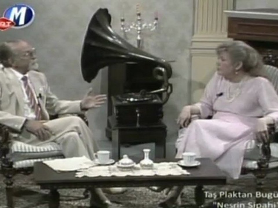 NESRİN SİPAHİ £££ Aziz İstanbul & Neler Ettin Sen Neler