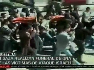 Funeral de víctima de bombardeos en Palestina