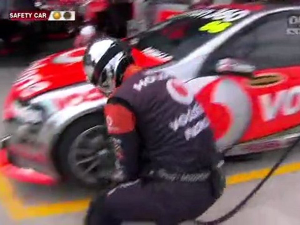 V8.Supercars.2011.Melbourne.Race3