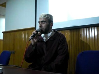 إمام الصلوات الخمس في مسجد العمرة بالرباط