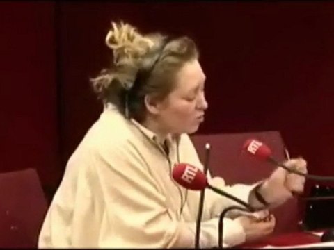 Les Carnets d'Alba : la cocotte-minute explose à Droite !