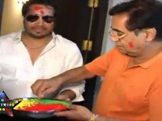 mika singh celebrates holi