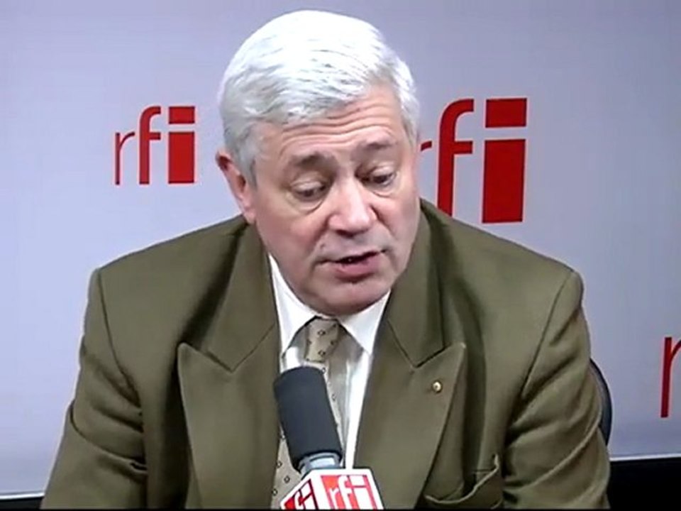 Bruno Gollnisch, député européen, conseiller régional de Rhône-Alpes