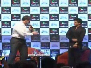 Hollywood King Hugh Jackman Shakes Legs With Shahrukh Kahn At FICCI Frames 2011