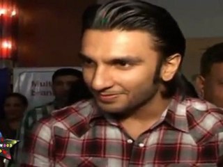 Ranveer Singh All Praises Sachin Tendulkar At FIICCI Frames 2011
