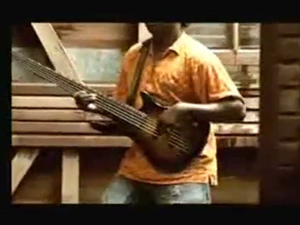 Din Rotsaka - maman'i dolores - une vidéo Musique