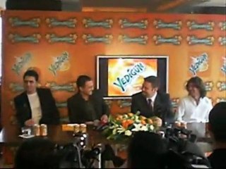 Serdar Ortaç & Adnan Önal, Şakalaşma (Yedigünyıldızları Basın Toplantısı)