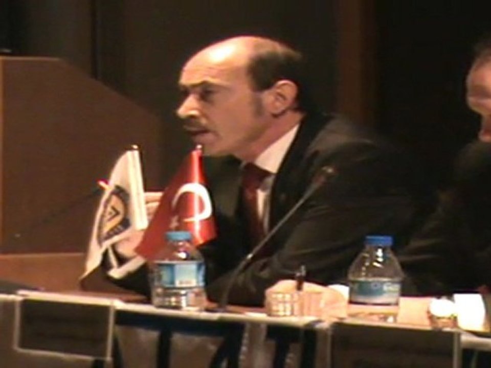 11- (II. Oturum - Konuşmacılar-Gökhan Yüksel (SMMM) ve Temel Çoruh (Aydın Üniv.Öğretim Gör. ve İst. Ayakkabıcar Odası Bşk. - ) -  Türkiye II. Muhasebe Uzmanlığı Kongresi - Türk Ekonomisinde Halka Açılan Kobi' lerin Dünya Örnekleri i