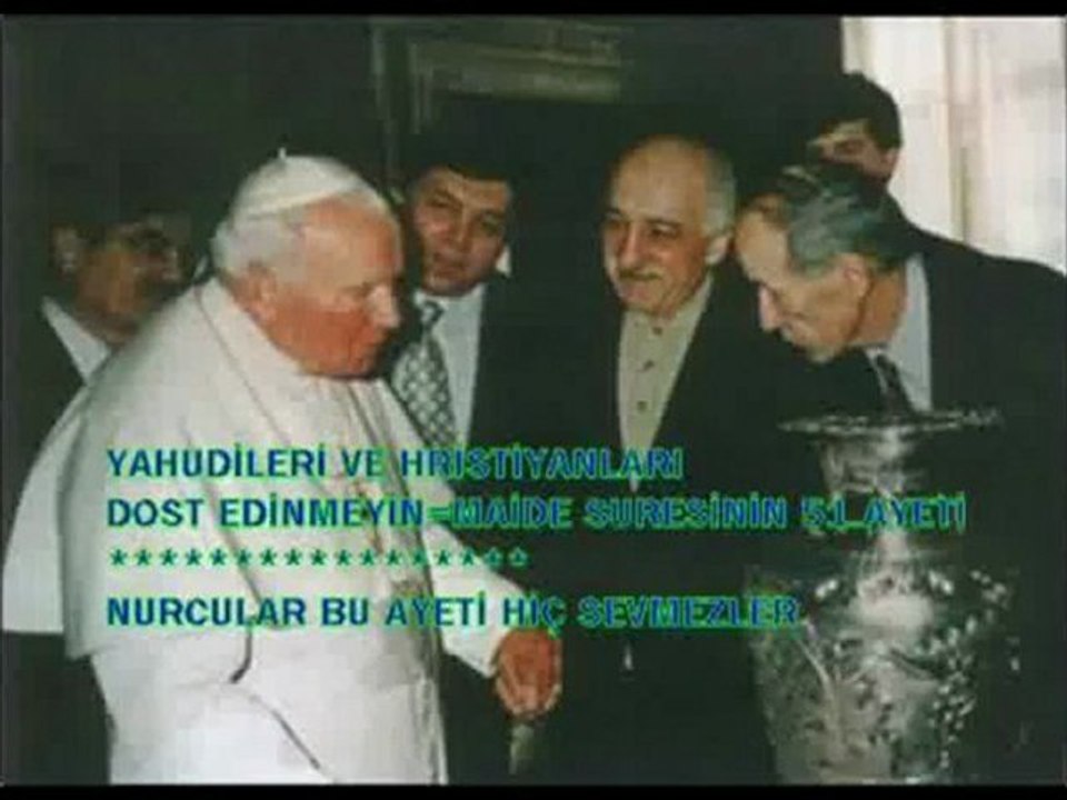 FETULLAH AMERİKADAN EMİR ALIYOR