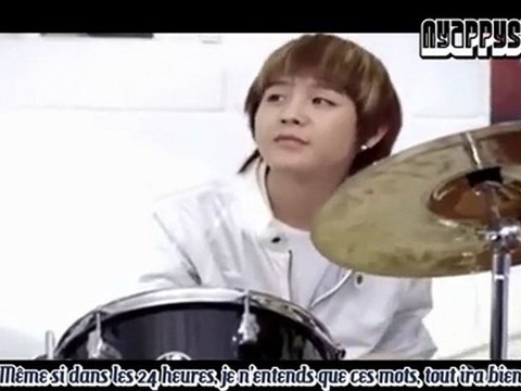 DNA - Tokyo Boy/Admiring Boy (vostfr)