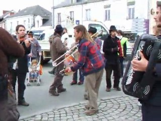 Pas d'nom pas d'maison à Thouaré-sur-Loire
