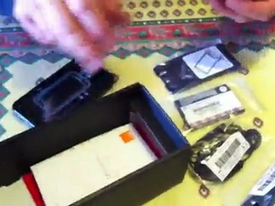 Déballage Motorola Defy