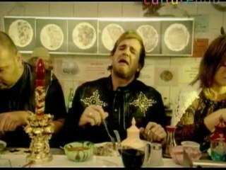 Smokers are warm & fuzzy people / West