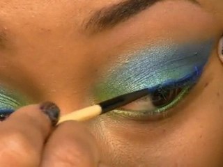 Make Up Tutorial (How to Use Blue w/ BH Cosmetics)
