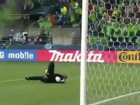 2011 MLS kick off - Seattle Sounders v LA Galaxy